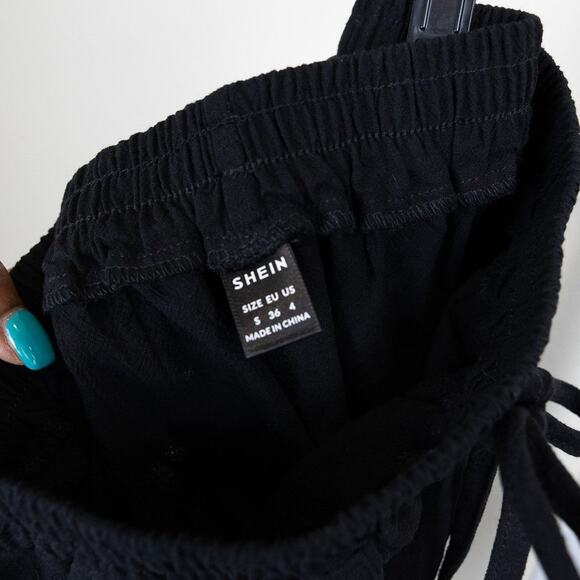 hein Black Woven Drawstring Shorts Women’s Size 4 NWOT - Picture 4 of 4